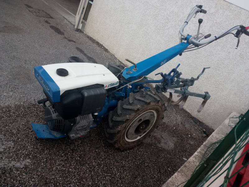 Motoculteur STAUB 9600 D d'occasion sur berre l' etang 13130